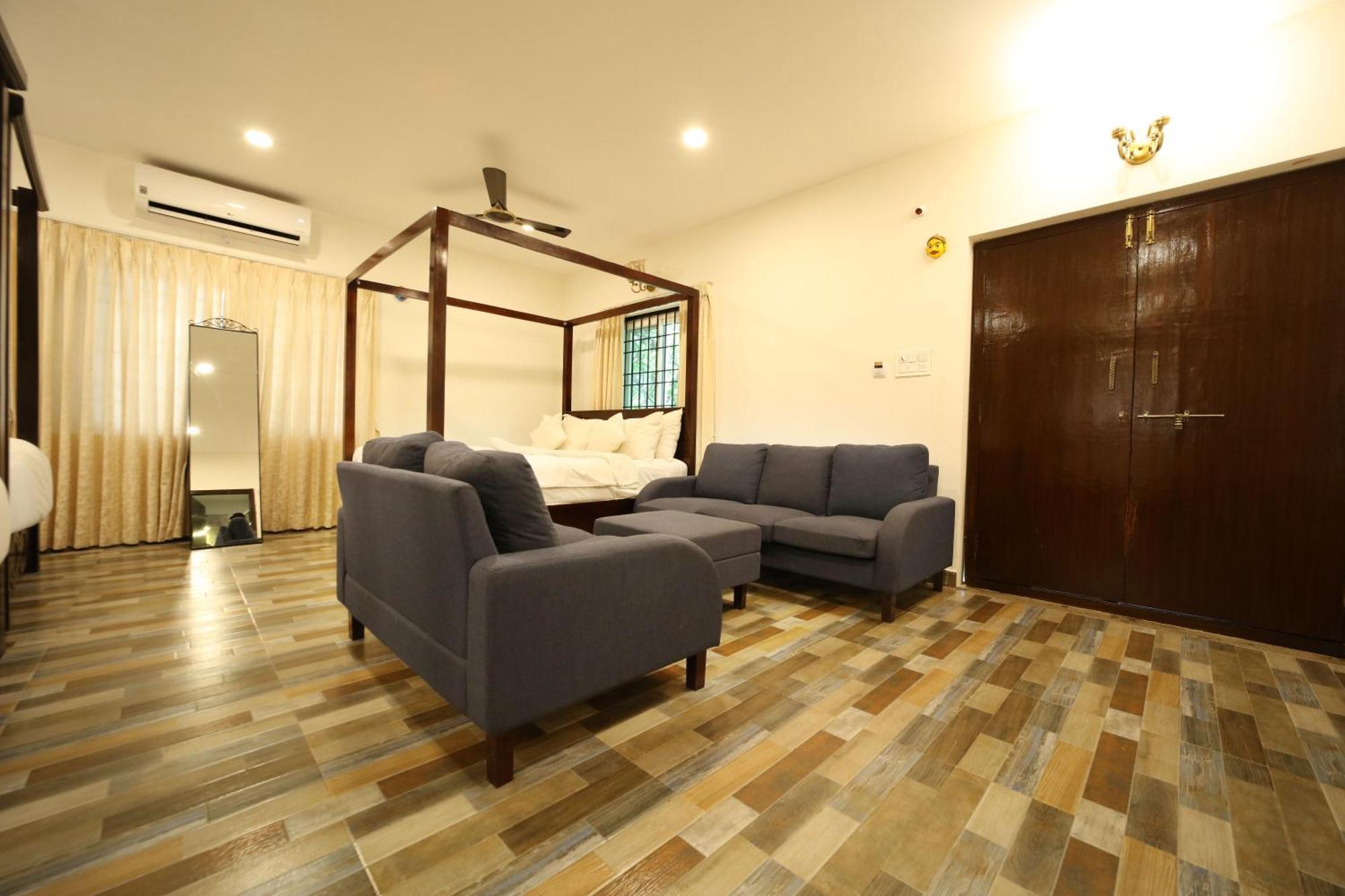 Brown Town Resort & Spa Хидерабад Екстериор снимка